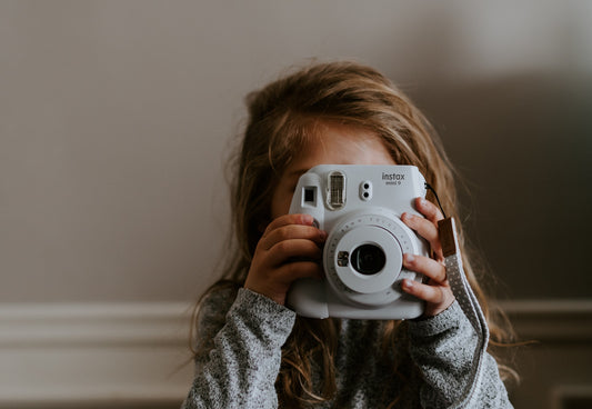 Pubblichi le foto dei tuoi bambini sui social? - FlyIdeas