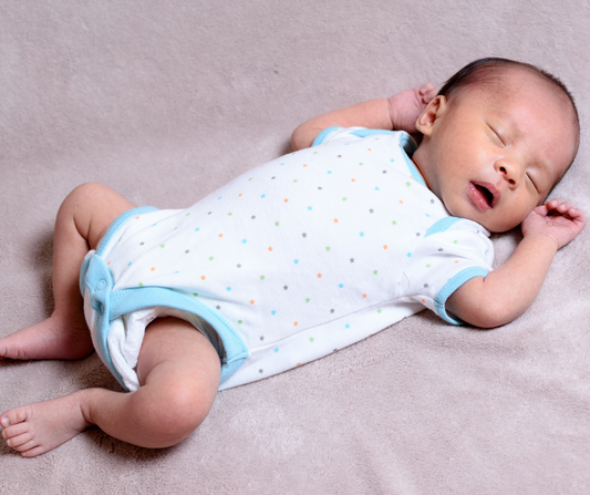 come devono dormire i neonati