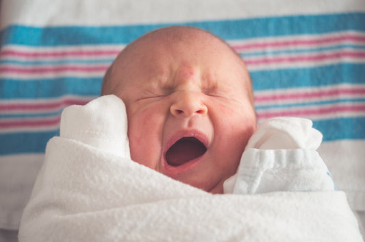 Come deve dormire un neonato: consigli per una nanna sicura - FlyIdeas